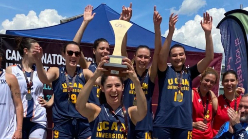 Las jugadoras de la UCAM levantan el título de campeonas de España universitarias de baloncesto 3x3