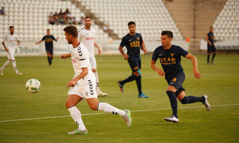 El UCAM Murcia sigue acumulando minutos (0-0)